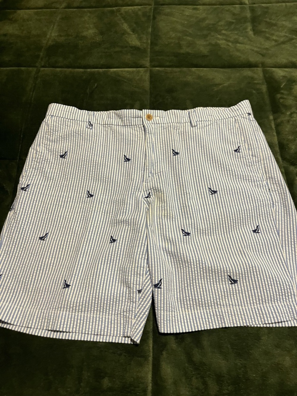 Chaps Blue & White Men’s Striped Seersucker Shorts